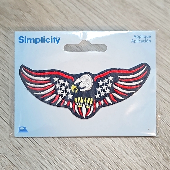 🇺🇸🦅Simplicity Iron On American Eagle with Flag Wings Applique Patch - Picture 1 of 9